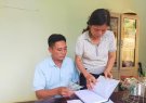 UBMTTQ xã tiếp nhận Kinh phí hỗ trợ xây dựng Nông thôn mới của cá nhân ông Nguyễn Văn Tư (thôn Sống)